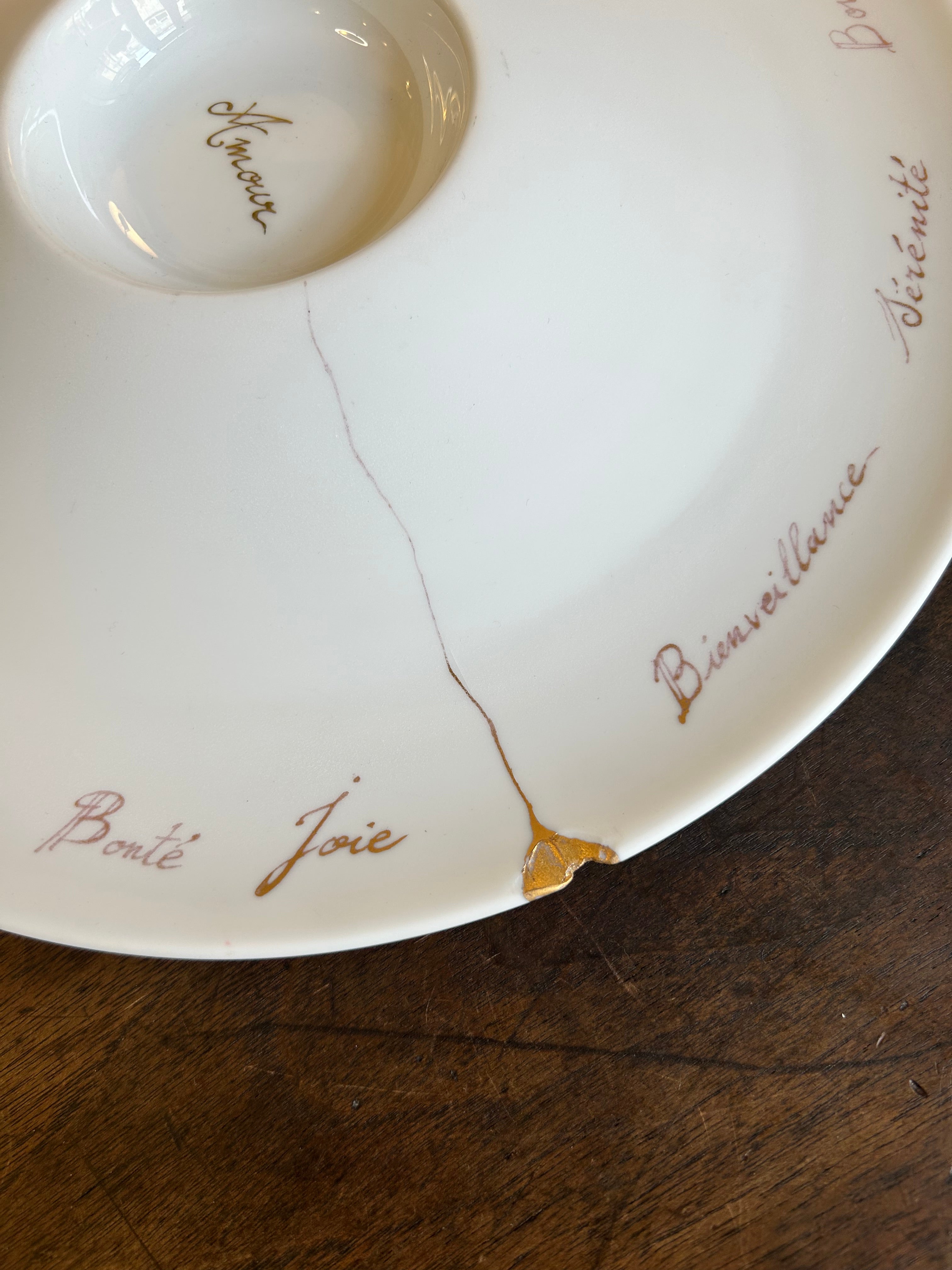 Assiette de présentation du restaurant La Tour d’Argent - N°0007