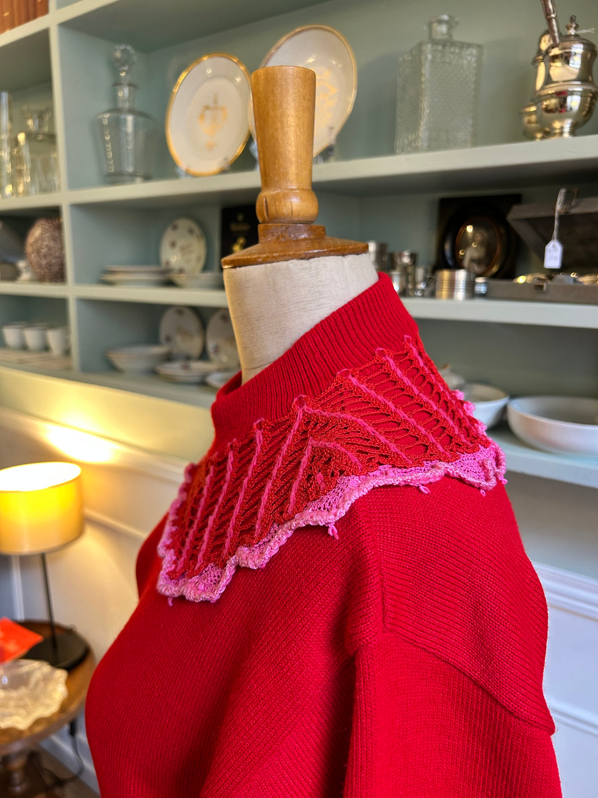 Pull encolure « Fraise » N°0004