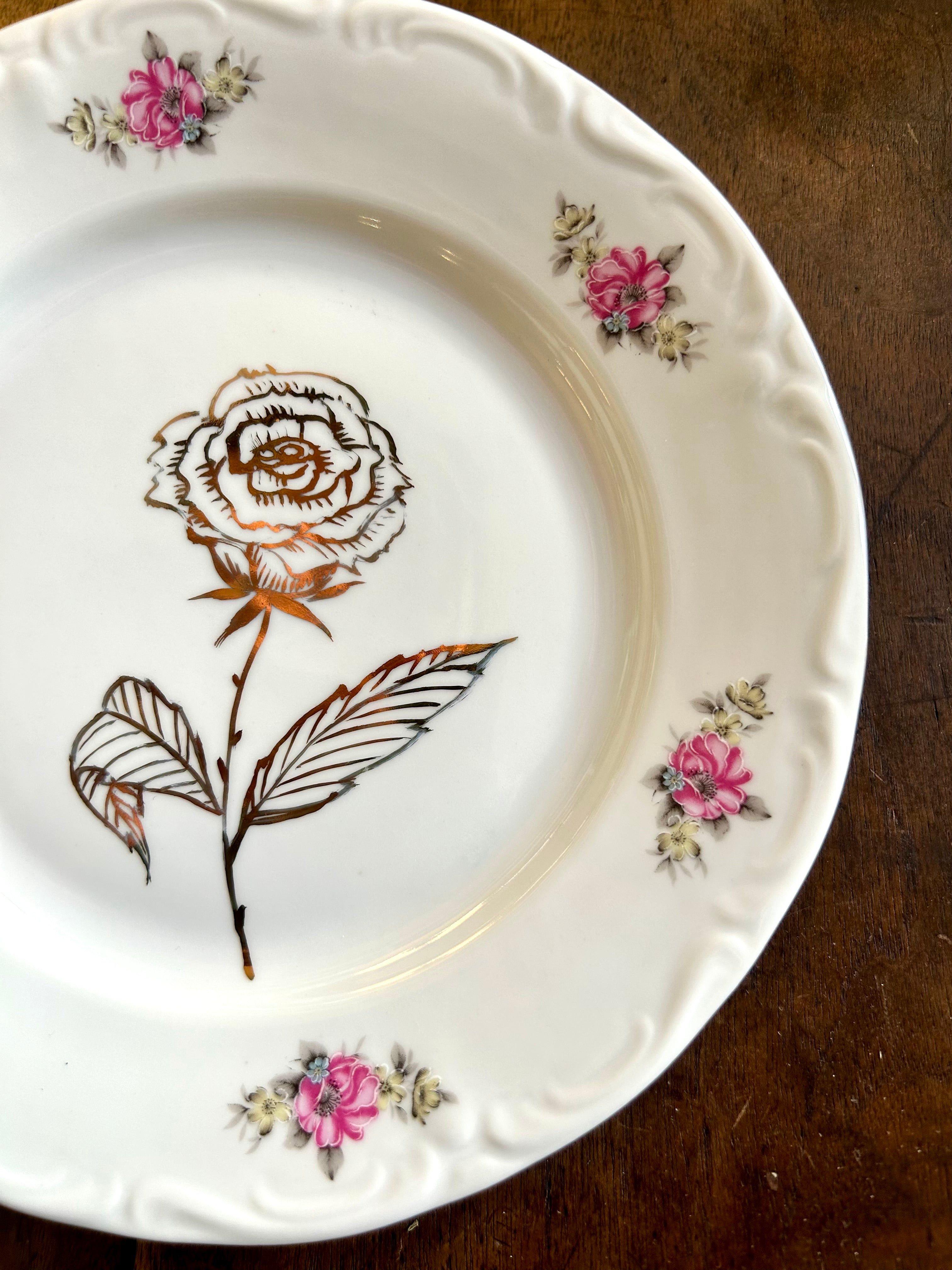 Petite assiette « Rose » N°0521