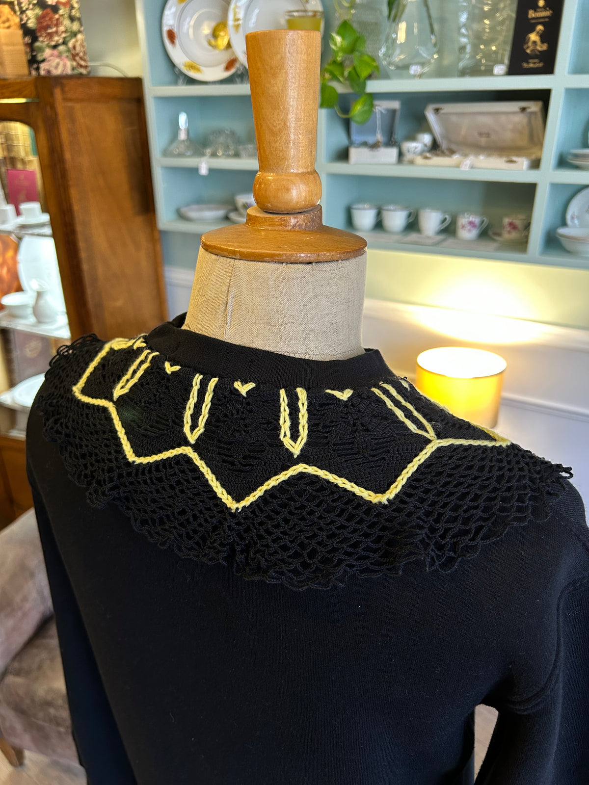 Sweat encolure « Fraise » N°0007